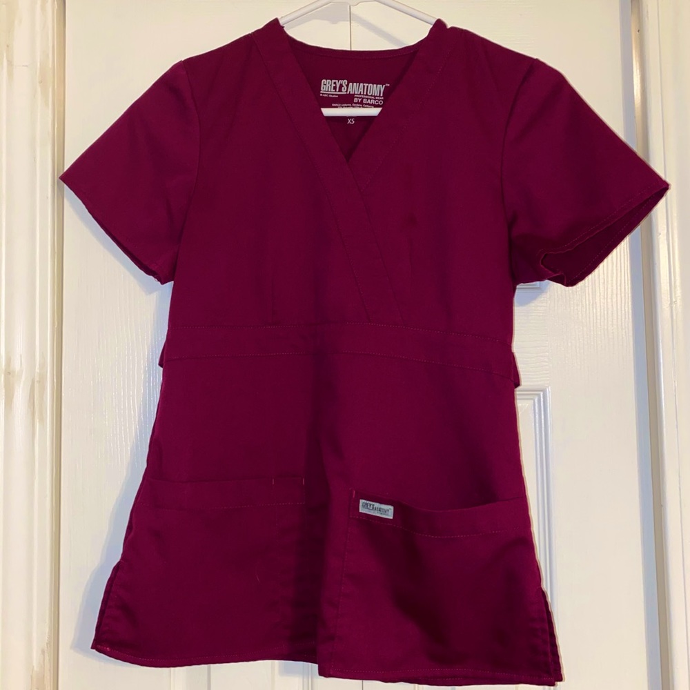 Scrub top